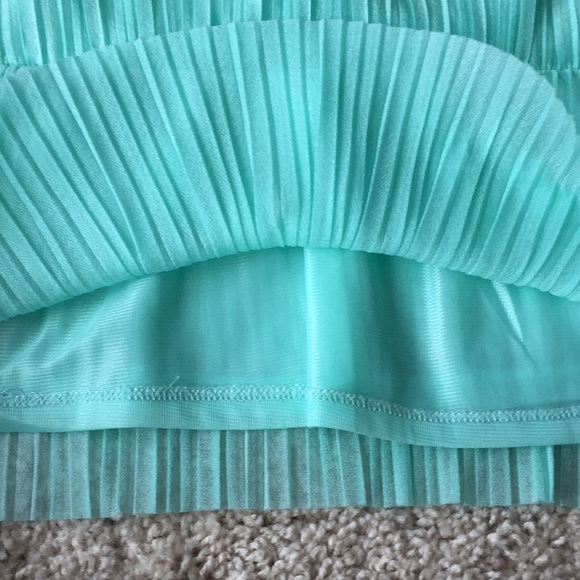 Dynamite | Sleeveless Top - Picture 7 of 10